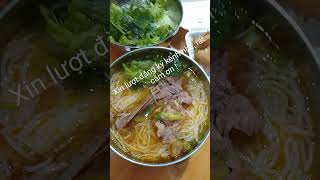 mukbang sáng nay, xin mời !