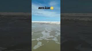 Muita Espuma flutuante 😳😳