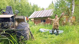 ТАКОГО ХАРИУСА Я УЖЕ ДАВНО НЕ ЛОВИЛ! УТРО В ТАЙГЕ / ЖИВЁМ В ИЗБУШКЕ У РЕКИ / РЫБАЛКА НА БЛЕСНУ.