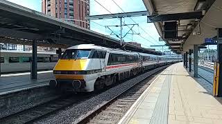 Class 91 25KV 91119 departs Leeds Station for Kings Cross London 20th June 2024