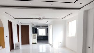 2 caror 70 lakh ₹ ka flat dwarka sector-8 delhi buildup area 250 square yards