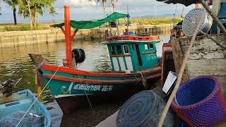 Na Jomtien fishing boat doc