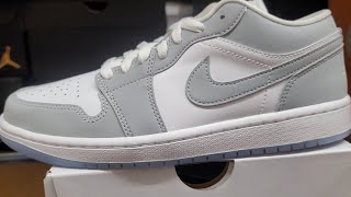 Air Jordan 1 Low Wolf Grey (Wmns)