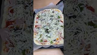 بيتزا بعجينة الفوكاشيا الإيطالية|| Pizza with Italian Focaccia dough