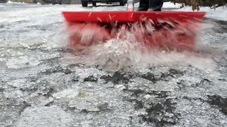 SCHNEEADE-Test: angetautes Blitzeis