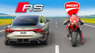 Кто победит в заезде:  AUDI RS против или же DUCATI?