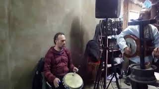 "PIEL".  De Richard Lake.  Por Chente Rebich junto a Fernando Luciani en percusión.