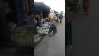 Mengunjungi pasar tradisional condongcatur Yogyakarta