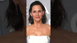 Jennifer Garner's Elektra Comeback! Intense Workout Revealed 💪🎬 #youtubeshorts #shorts #short #yt