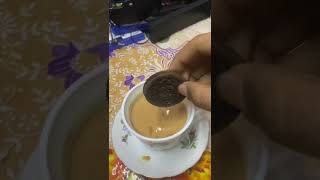 I tried tea with Oreo cookies