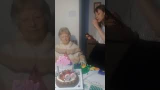 OJALÁ PUDIERA DEVOLVER EL TIEMPO PARA VERTE DE NUEVO, MAMI.