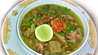 Cara membuat Soto daging sapi yang enak gurih ala restoran.