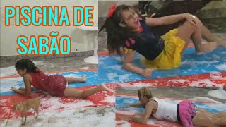 PISCINA DE SABÃO DESAFIO DAS AMIGAS COM ESPUMA