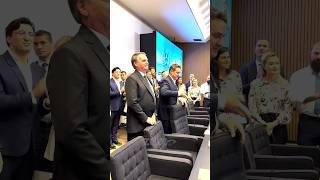 Bolsonaro ovacionado na câmera dos deputados em Brasília