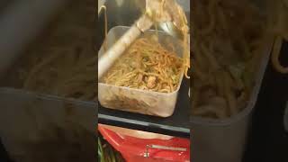 1 for you and 1 for me #chickenchowmein #chowmein #chinesefood #hot #yummy