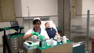 Somministrazione terapia tramite sondino naso gastrico - SNG