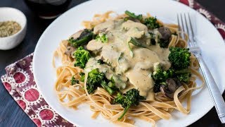 Vegan Fettuccine Alfredo with Broccolini & Mushrooms / Healthy Dinner Recipe