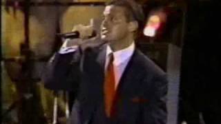 Luis Miguel TENGO TODO EXCEPTO A TI en vivo, 1996