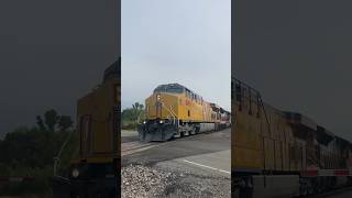 UP6891 Flies South! SHINY Brand New Paint Scheme! Union Pacific Freight Train!