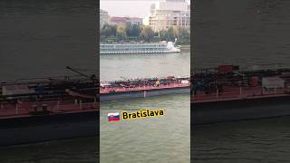 Loďka ##dunaj #bratislava #darknomad #slovensko #slovakia #boat #danube #river