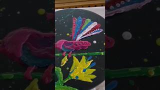 Color Bending Art #crayonart #crayonpainting #crayons #colorbending #gluegunart #gluegunhacks