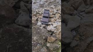 Traxxas TRX4 High Trail Ford F-150 crawling stones