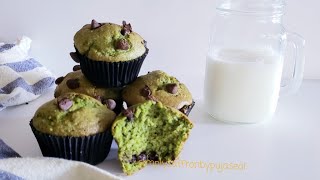 SPINACH BANANA MUFFINS WITH CHOCOLATE CHIPS