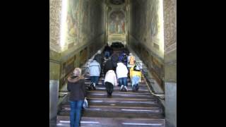 2013-03-18 Rome Italy: Pilgrims climbing Holy Stairs