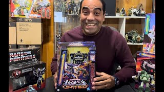 Transformers Legacy United G1 Soundwave Unboxing and Review