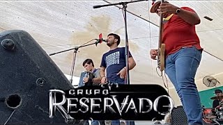 El Regalo Caro - Grupo Reservado (En Vivo)