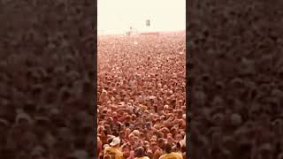 DMX performing "Ruff Ryders’ Anthem" on Woodstock 99 East Stage with a crazy crowd-7/23/1999💥 #dmx