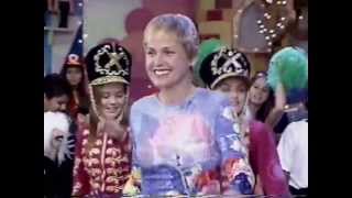 Xuxa cantando "Dinda ou Dindinha" - Xuxa Park 21/8/1999