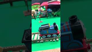 Thomas the Train Playing Slides, Thomas Adventure at Sodor Island #trainthomas #thomasandfriends