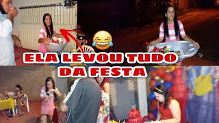 BASTIDORES DA FESTA/ *ela levou uma banheira cheia de doces🤣