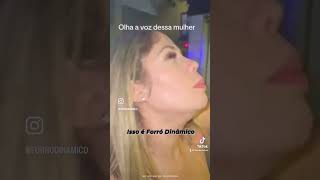 Olha a voz dessa mulher 😱😱😱