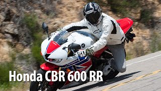 Honda CBR 600 RR - мотоцикл класса "супер спорт". Тест-драйв спортбайка Honda CBR 600 RR [Smotorom]