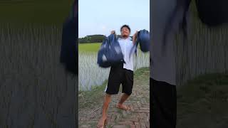 বাঙালিরা যখন বেগ ওঠাতে চায়। #shorts #funnyshorts #newshortvideo