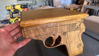 Building a wooden James Bond Shelf