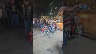 burnout inside switchback bar #burnout #motorcycle #switchbackbar Harley Davidson