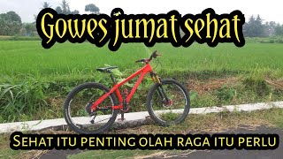 Gowes jumat sehat // ke Taman lapangan denggung