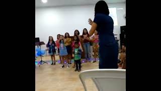 Deus grandão (Ministério Infantil Conjunto Halian)