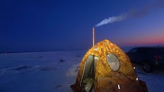 Рыбалка!!!Сел Отдельно от Всех и Отлично Наловил.Ловлю и Сразу на Сковороду.Жарю Свежак!