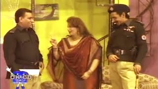 Classic Stage Drama/Nasir Chinyoti @ Iftikhar Thakur As Police men /Rose And Arash