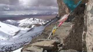 Tibet-Kailash. Тибет-Кайлас. Пещера в горе Астапад у Кайласа