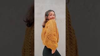 Como fazer CARDIGAN DE CROCHÊ fácil e rápido tutorial disponível aqui no canal (link na descrição)