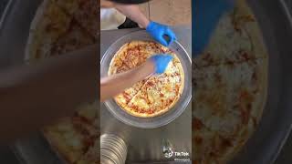 OMG 😱 Pizza Cutting