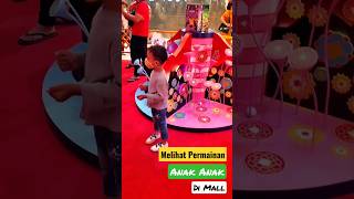 Melihat Permainan anak anak di Mall#shorts