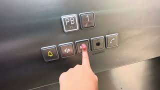 Thyssenkrupp traction elevator at harson Center Cancun ME (Spanish Speaking)