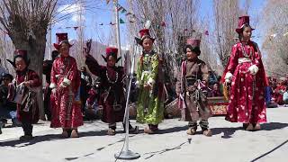 Traditional Dance with folk song by Cuties from Pinchimik