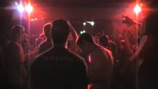 Arhiva: TLV, Trti South - Mnogo Sam Lud; Live Nastup @ 'Skc Living Room' 2008